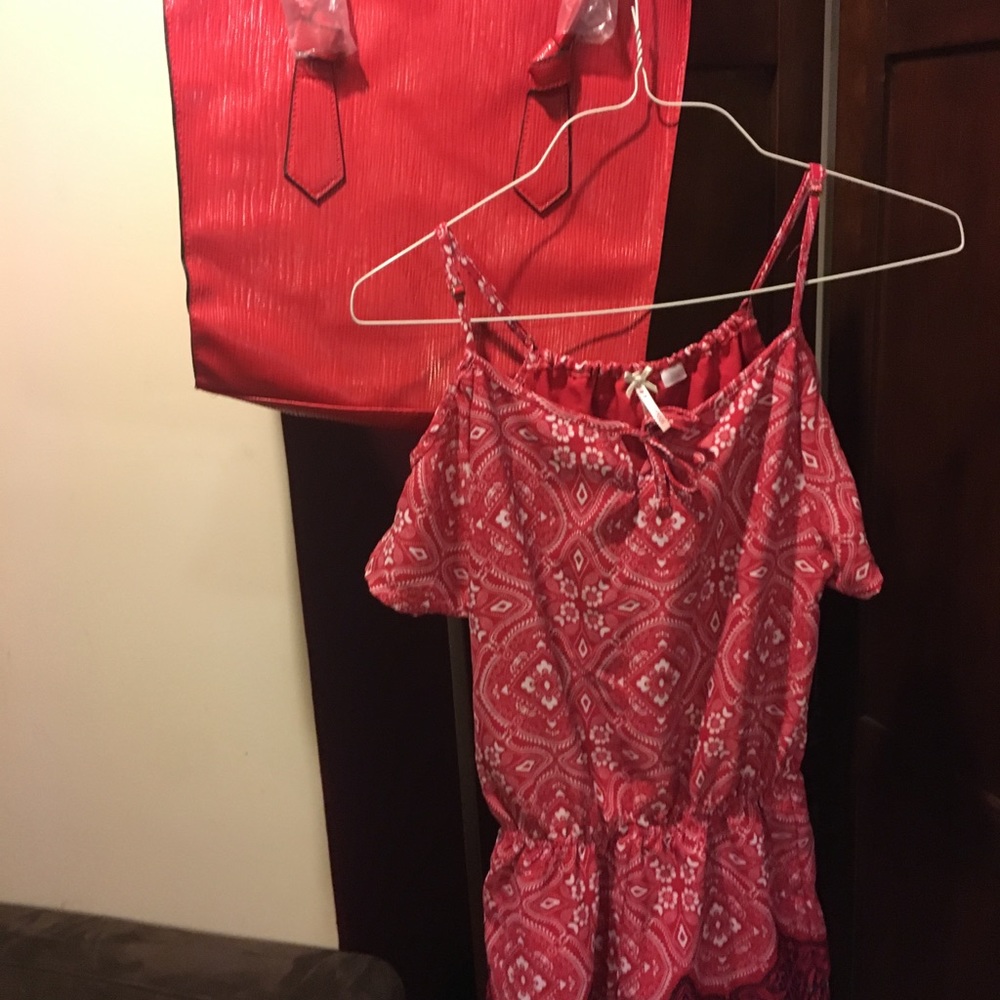 Girl’s Outfit Free Bag/ Purchase